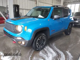 2015 Jeep Renegade Trailhawk with VIN ZACCJBCT0FPB59264, listed as a IAAI auction lot 42203406 with 109,000 mi miles and . Bid and sale history available at DreamBid. Image 17.