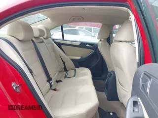 2012 Volkswagen Jetta SE with VIN 3VWDX7AJ9CM352425, listed as a IAAI auction lot 42711352 with Not provided miles and . Bid and sale history available at DreamBid. Image 8.