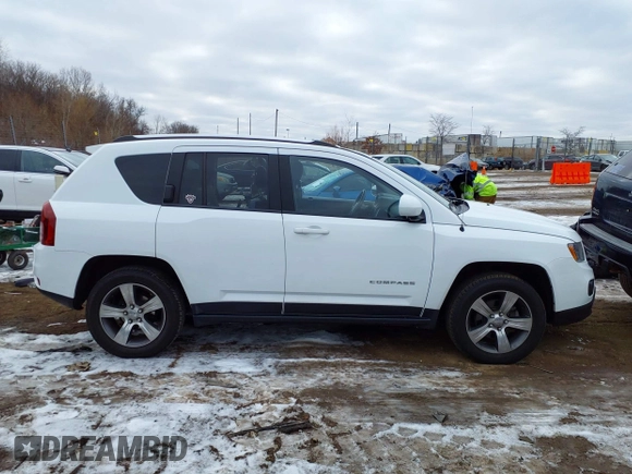 2017 Jeep Compass Latitude с VIN 1C4NJDEB5HD139453, выставлен на аукционе IAAI как лот 41160877 с пробегом 77 906 миль миль и . История ставок и продаж доступна на DreamBid. Изображение 14.