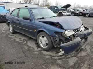 1995 Saab 900 SE z VIN YS3DF35N0S2006497, wystawiony jako Copart lot #74573174 z przebiegiem 249 284 mil mil oraz Szkoda całkowita • Salvage title. Historia ofert i sprzedaży dostępna na DreamBid. Obrazek 4.