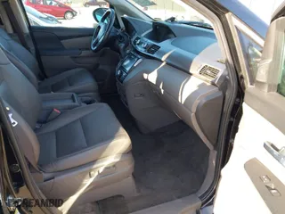 2015 Honda Odyssey Touring Elite with VIN 5FNRL5H93FB065594, listed as a IAAI auction lot 41826693 with 94,632 mi miles. Bid and sale history available at carsss.com. Image 5.
