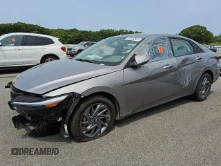 2024 Hyundai Elantra SEL z VIN KMHLM4DG6RU778028, wystawiony jako Copart lot #59693495 z przebiegiem 33 282 mil mil oraz Nie do naprawy • Non repairable. Historia ofert i sprzedaży dostępna na DreamBid. Obrazek 1.