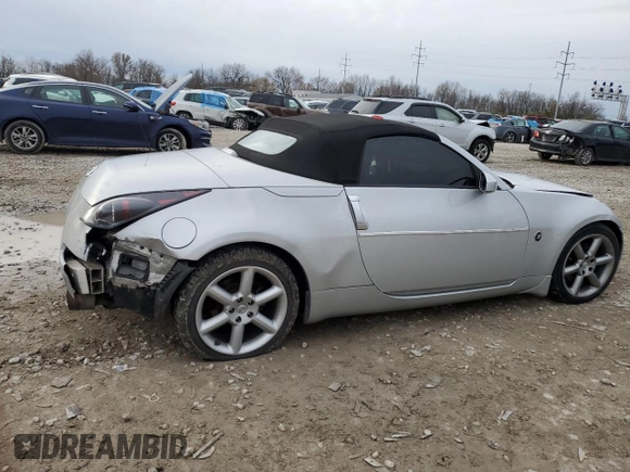 2004 Nissan 350Z Enthusiast z VIN JN1AZ36A74T013105, wystawiony jako Copart lot #82797874 z przebiegiem Nie podano mil oraz Szkoda całkowita • Salvage title. Historia ofert i sprzedaży dostępna na DreamBid. Obrazek 3.