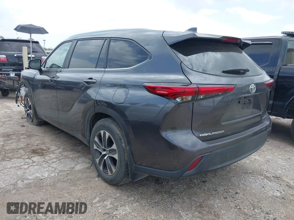 2023 Toyota Highlander L with VIN 5TDKDRBHXPS017948, listed as a IAAI auction lot 42370265 with 17,768 mi miles and . Bid and sale history available at DreamBid. Image 3.
