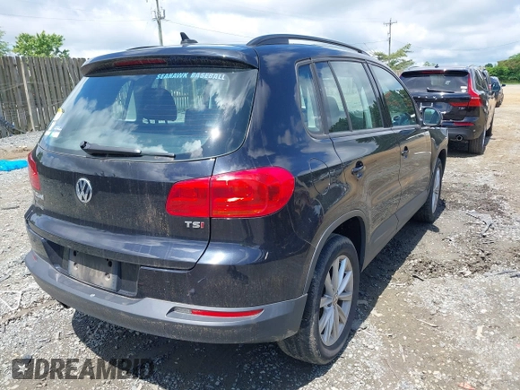 2017 Volkswagen Tiguan S z VIN WVGAV7AX3HK043141, wystawiony jako IAAI lot #42259813 z przebiegiem 63 151 mil mil oraz . Historia ofert i sprzedaży dostępna na DreamBid. Obrazek 4.