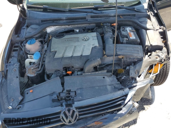 2012 Volkswagen Jetta TDI w/Premium z VIN 3VWLL7AJ3CM036834, wystawiony jako Copart lot #51161225 z przebiegiem 181 109 mil mil oraz Szkoda całkowita • Salvage title. Historia ofert i sprzedaży dostępna na DreamBid. Obrazek 11.
