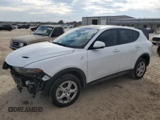 2024 Dodge Hornet GT Plus with VIN ZACNDFBN6R3A27711, listed as a Copart auction lot 89047715 with 5,894 mi miles and Salvage Title. Bid and sale history available at carsss.com. Image 1.