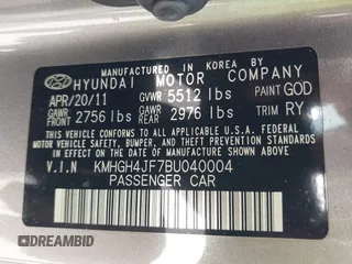 2011 Hyundai Equus Signature with VIN KMHGH4JF7BU040004, listed as a IAAI auction lot 41729796 with 129,950 mi miles and . Bid and sale history available at DreamBid. Image 9.