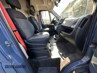 2020 Ram ProMaster Cargo with VIN 3C6URVJG1LE116990, listed as a Copart auction lot 53966915 with 61,813 mi miles and Clean Title. Bid and sale history available at carsss.com. Image 5.
