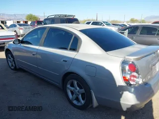 2005 Nissan Altima 3.5 SE with VIN 1N4BL11D15C367864, listed as a IAAI auction lot 41855721 with 175,976 mi miles. Bid and sale history available at carsss.com. Image 3.