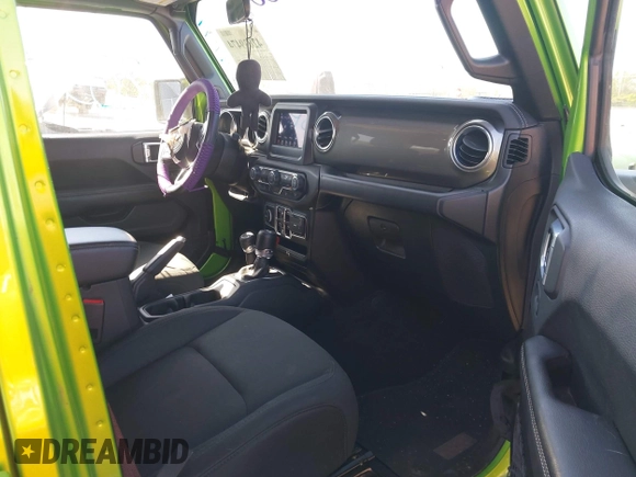 2019 Jeep Wrangler Unlimited Sahara with VIN 1C4HJXEN1KW592876, listed as a IAAI auction lot 42039474 with 66,506 mi miles and . Bid and sale history available at DreamBid. Image 5.