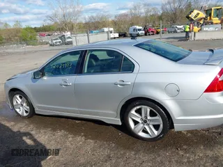 2010 Ford Fusion SPORT with VIN 3FAHP0KC6AR106448, listed as a IAAI auction lot 42025993 with 110,339 mi miles. Bid and sale history available at carsss.com. Image 15.