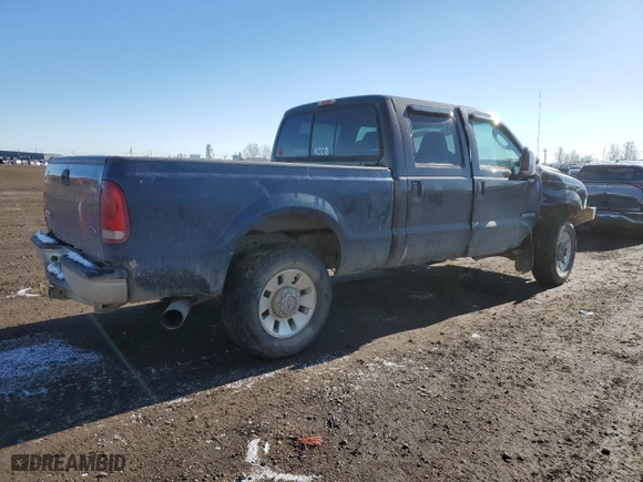 2006 Ford Super Duty F-350 SRW XL with VIN 1FTWW31P56EB59453, listed as a Copart auction lot 48013115 with 0 mi miles and Salvage Title. Bid and sale history available at carsss.com. Image 3.
