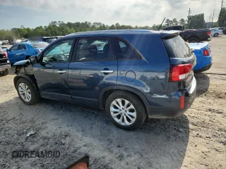 2015 Kia Sorento EX with VIN 5XYKU4A75FG600421, listed as a Copart auction lot 62313175 with 148,000 mi miles and Salvage title. Bid and sale history available at DreamBid. Image 2.