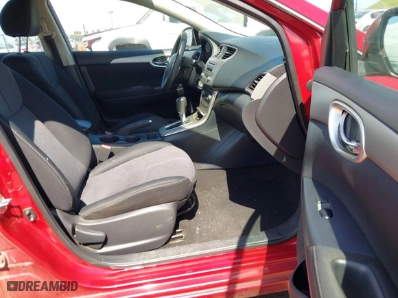 2014 Nissan Sentra SV with VIN 3N1AB7AP0EY326075, listed as a IAAI auction lot 41906960 with 135,604 mi miles. Bid and sale history available at carsss.com. Image 5.