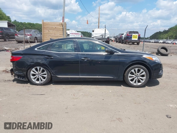 2012 Hyundai Azera with VIN KMHFG4JG2CA133104, listed as a IAAI auction lot 42562933 with Not provided miles and . Bid and sale history available at DreamBid. Image 12.