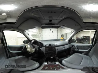 2000 Mercedes-Benz M 320/430/500 with VIN 4JGAB54E4YA199556, listed as a IAAI auction lot 42111380 with 155,061 mi miles and . Bid and sale history available at carsss.com. Image 18.