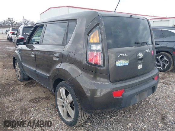 2010 Kia Soul + with VIN KNDJT2A23A7178534, listed as a IAAI auction lot 41380362 with 172,612 mi miles. Bid and sale history available at carsss.com. Image 3.