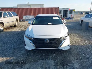 2025 Nissan Sentra SV z VIN 3N1AB8CVXSY205535, wystawiony jako IAAI lot #42012313 z przebiegiem 5460 mil mil oraz . Historia ofert i sprzedaży dostępna na DreamBid. Obrazek 12.