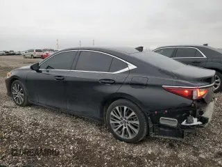 2021 Lexus ES with VIN 58ADZ1B10MU110326, listed as a Copart auction lot 45703515 with 39,227 mi miles and Clean Title. Bid and sale history available at carsss.com. Image 2.