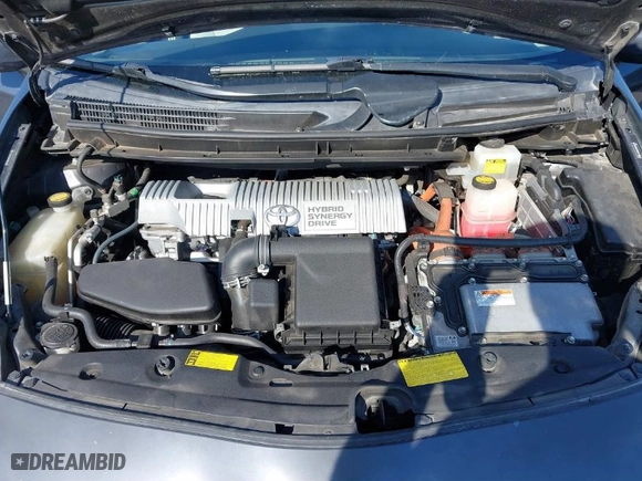 2011 Toyota Prius I with VIN JTDKN3DUXB0286208, listed as a IAAI auction lot 41858933 with 190,127 mi miles. Bid and sale history available at carsss.com. Image 10.