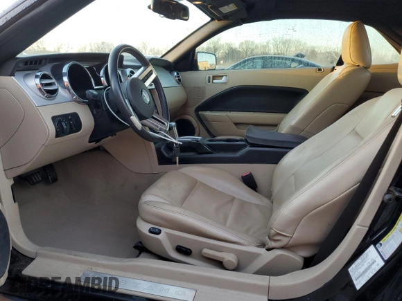 2008 Ford Mustang Deluxe with VIN 1ZVHT84N985180475, listed as a Copart auction lot 87002774 with 124,015 mi miles and Salvage Title. Bid and sale history available at carsss.com. Image 7.