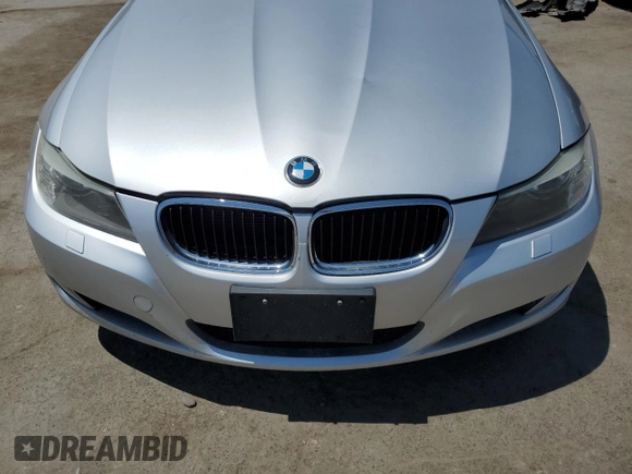 2011 BMW 3 Series 328i xDrive with VIN WBAPK7C59BF084826, listed as a Copart auction lot 63187345 with 152,216 mi miles and Salvage title. Bid and sale history available at DreamBid. Image 11.
