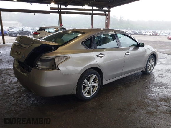 2013 Nissan Altima SV with VIN 1N4AL3AP7DC195534, listed as a IAAI auction lot 42493329 with 197,570 mi miles and . Bid and sale history available at DreamBid. Image 4.