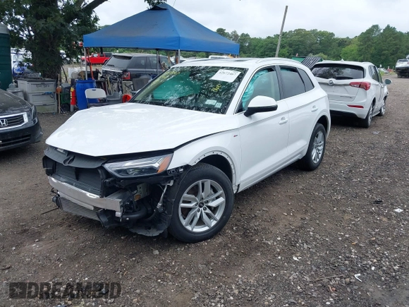 2022 Audi Q5 S line Premium z VIN WA1GAAFY2N2094208, wystawiony jako IAAI lot #42672467 z przebiegiem 26 301 mil mil oraz . Historia ofert i sprzedaży dostępna na DreamBid. Obrazek 2.