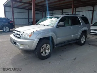 2004 Toyota 4Runner SR5 with VIN JTEZU14R340028807, listed as a IAAI auction lot 41988991 with 299,964 mi miles. Bid and sale history available at carsss.com. Image 2.