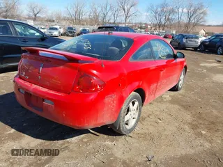 2009 Pontiac G5 with VIN 1G2AS18H597259638, listed as a IAAI auction lot 41687456 with 101,688 mi miles. Bid and sale history available at carsss.com. Image 4.