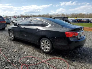 2018 Chevrolet Impala LT z VIN 2G1105S39J9166946, wystawiony jako Copart lot #53096585 z przebiegiem 81 394 mil mil oraz Szkoda całkowita • Salvage title. Historia ofert i sprzedaży dostępna na DreamBid. Obrazek 2.