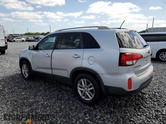 2015 Kia Sorento LX with VIN 5XYKT4A61FG640165, listed as a Copart auction lot 54720075 with 183,119 mi miles and Salvage Title. Bid and sale history available at carsss.com. Image 2.