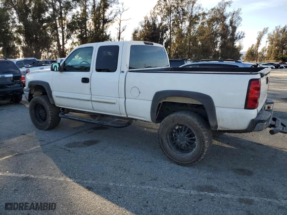 2003 Chevrolet Silverado 1500 LS with VIN 2GCEC19X831392379, listed as a Copart auction lot 46167325 with 0 mi miles and Salvage Title. Bid and sale history available at carsss.com. Image 2.
