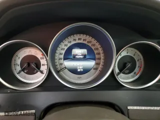 2015 Mercedes-Benz C-Class C 250 with VIN WDDGJ4HB6FG370187, listed as a Copart auction lot 88162875 with 102,961 mi miles and Clean Title. Bid and sale history available at carsss.com. Image 9.