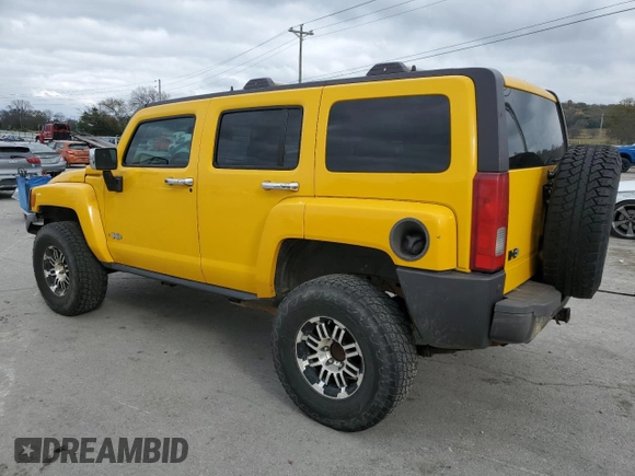 2006 Hummer H3 with VIN 5GTDN136868106899, listed as a Copart auction lot 79800944 with 260,971 mi miles and Salvage Title. Bid and sale history available at carsss.com. Image 2.