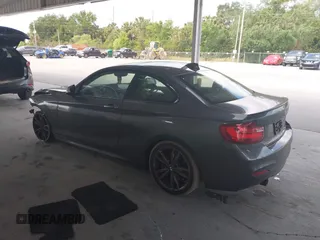 2014 BMW 2 Series M235i с VIN WBA1J7C53EVW84714, выставлен на аукционе IAAI как лот 42128399 с пробегом 63 751 миль миль и . История ставок и продаж доступна на DreamBid. Изображение 3.