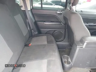 2016 Jeep Patriot High Altitude with VIN 1C4NJPFA9GD794687, listed as a IAAI auction lot 42677987 with 159,022 mi miles and . Bid and sale history available at DreamBid. Image 8.