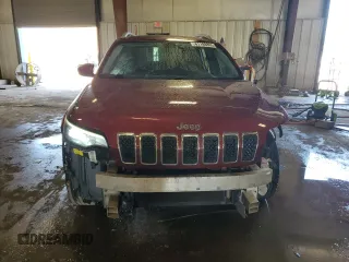 2019 Jeep Cherokee Latitude z VIN 1C4PJLCB8KD130064, wystawiony jako Copart lot #61188805 z przebiegiem 169 508 mil mil oraz Czysty tytuł • Clean title. Historia ofert i sprzedaży dostępna na DreamBid. Obrazek 5.