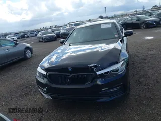 2018 BMW 5 Series 530i z VIN WBAJA5C54JWA38285, wystawiony jako IAAI lot #41390399 z przebiegiem 74 840 mil mil oraz . Historia ofert i sprzedaży dostępna na DreamBid. Obrazek 12.