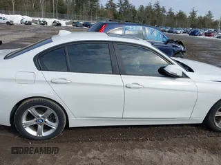 2014 BMW 3 Series 320i xDrive с VIN WBA3C3C56EP661301, выставлен на аукционе IAAI как лот 41673054 с пробегом 78 741 миль миль и . История ставок и продаж доступна на DreamBid. Изображение 13.