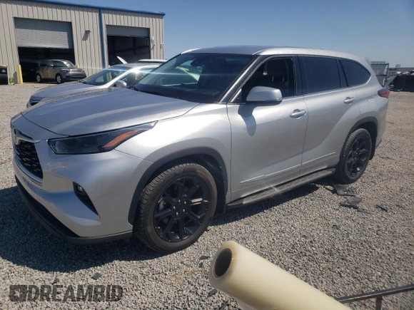 2022 Toyota Highlander LE with VIN 5TDZZRAH5NS556038, listed as a Copart auction lot 51363885 with 46,786 mi miles and Salvage title. Bid and sale history available at DreamBid. Image 1.
