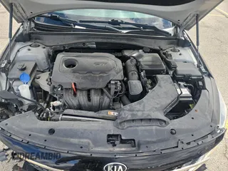 2016 Kia Optima EX with VIN 5XXGU4L34GG044575, listed as a Copart auction lot 53453945 with 148,110 mi miles and Clean Title. Bid and sale history available at carsss.com. Image 7.