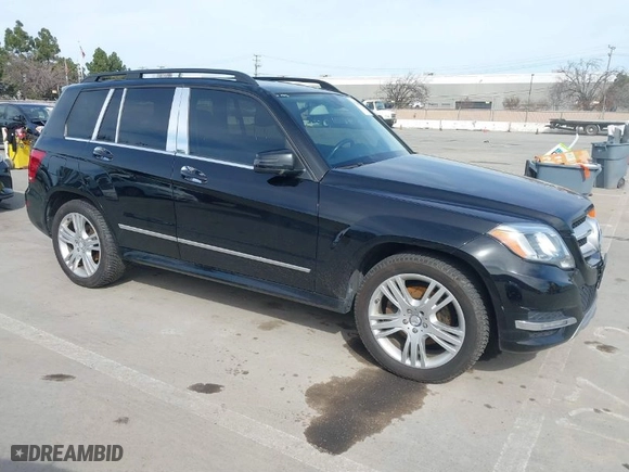 2013 Mercedes-Benz GLK-Class GLK 350 with VIN WDCGG8JB5DG108761, listed as a IAAI auction lot 41622613 with 177,587 mi miles. Bid and sale history available at carsss.com. Image 1.
