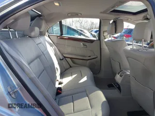 2013 Mercedes-Benz E-Class E 350 Luxury with VIN WDDHF8JB5DA673534, listed as a IAAI auction lot 41699534 with 120,173 mi miles. Bid and sale history available at carsss.com. Image 8.