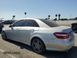 2013 Mercedes-Benz E 350 Luxury с VIN WDDHF5KB3DA755906, выставлен на аукционе Copart как лот 59340525 с пробегом 77 658 миль миль и Списание • Salvage title. История ставок и продаж доступна на DreamBid. Изображение 2.