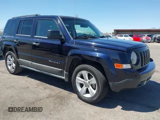 2011 Jeep Patriot Sport z VIN 1J4NT1GB5BD151058, wystawiony jako IAAI lot #42121437 z przebiegiem 92 458 mil mil oraz . Historia ofert i sprzedaży dostępna na DreamBid. Obrazek 1.