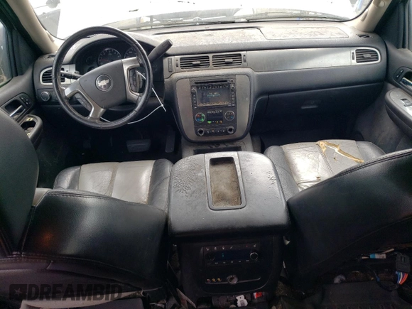 2007 Chevrolet Suburban LTZ with VIN 3GNFK16307G262965, listed as a Copart auction lot 71506044 with 249,301 mi miles and Clean Title. Bid and sale history available at carsss.com. Image 8.