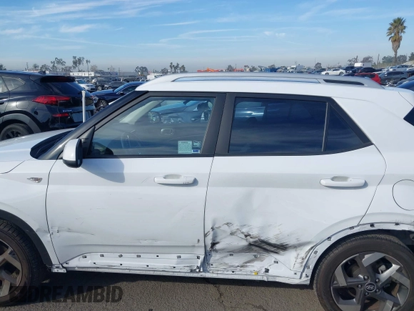2021 Hyundai Venue SEL with VIN KMHRC8A3XMU064482, listed as a IAAI auction lot 41482558 with 17,205 mi miles and . Bid and sale history available at DreamBid. Image 14.