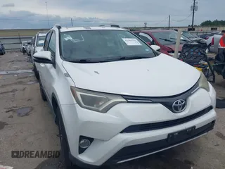 2016 Toyota RAV4 XLE z VIN 2T3RFREV2GW428916, wystawiony jako IAAI lot #42362711 z przebiegiem 135 396 mil mil oraz . Historia ofert i sprzedaży dostępna na DreamBid. Obrazek 1.